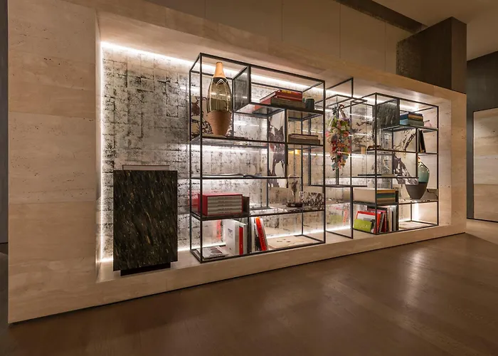 Fendi Private Suites - Small Luxury Hotels Of The World Roma